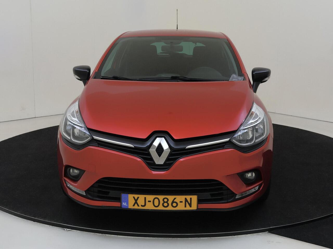 Renault CLIO 0.9 TCe Limited | Navigatie