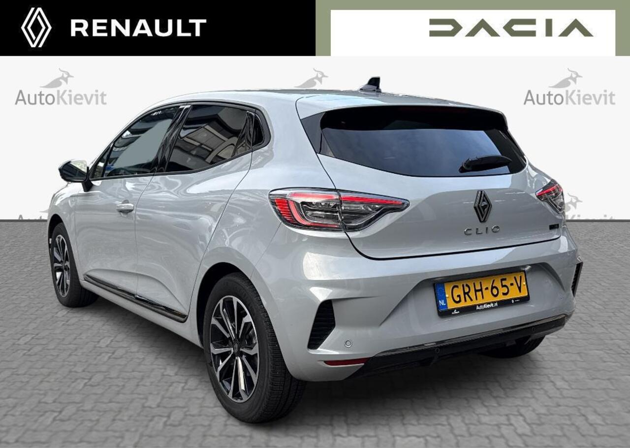 Renault CLIO 1.6 E-Tech Full Hybrid 145 techno