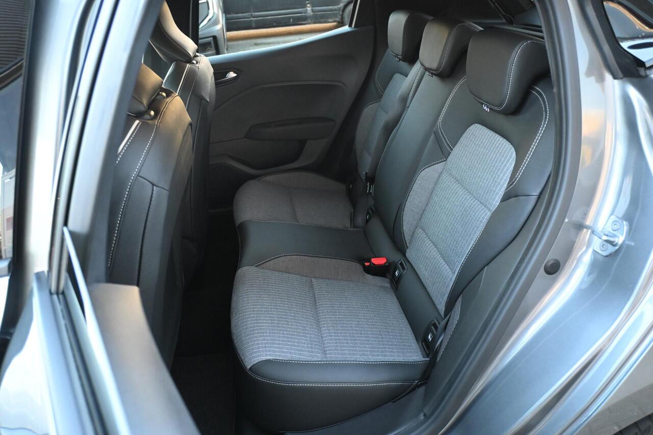 Renault CLIO E-Tech Full Hybrid 145 techno | NAVI | CAMERA | CRUISE CONTROL | APPLECARPLAY/ANDROIDAUTO | CLIMATE CONTROL | PDC | LMV