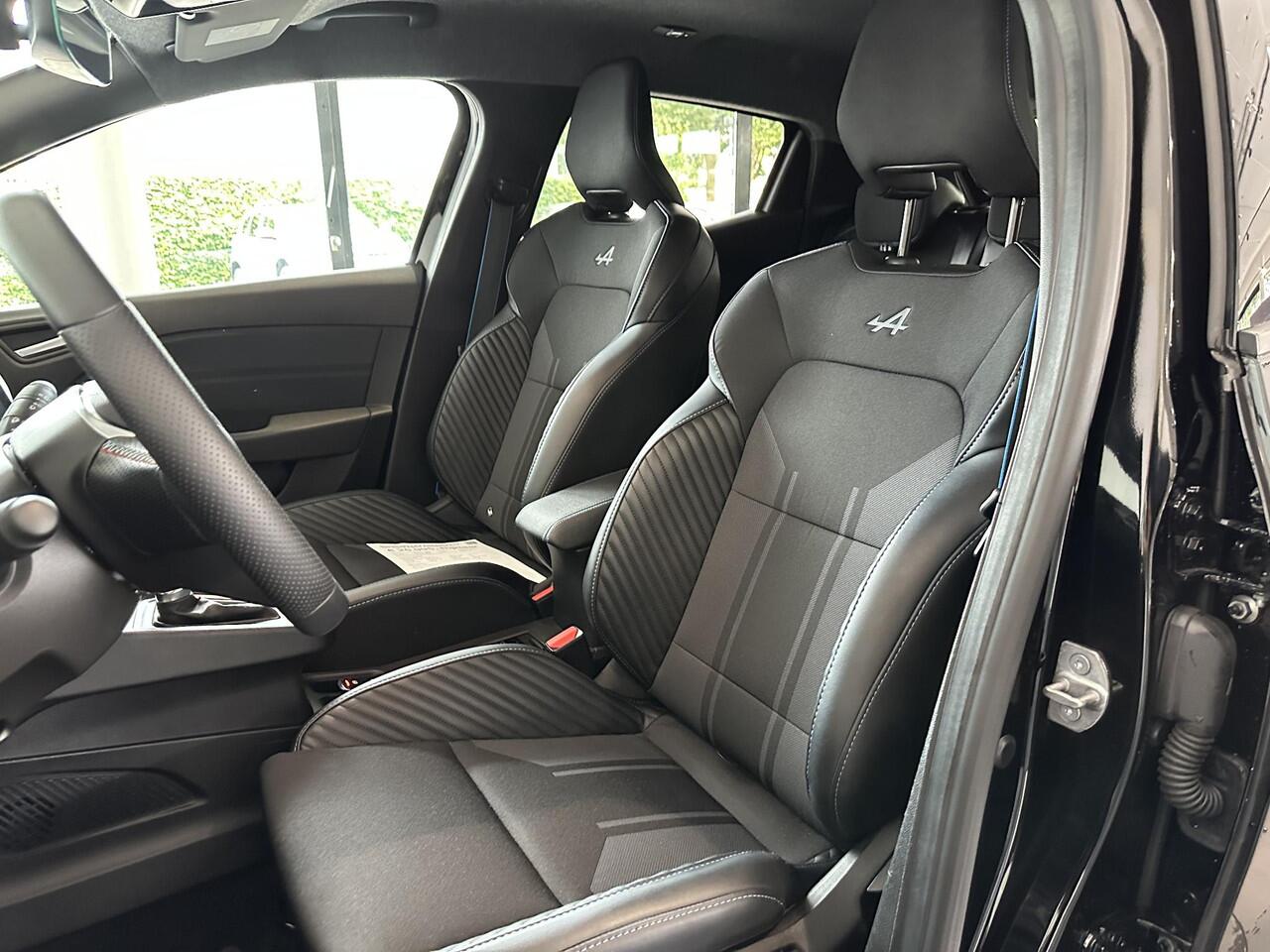 Renault CLIO 1.6 E-Tech Full Hybrid 145 esprit Alpine 360° CAMERA | ADAPTIEVE CRUISE CONTROL | NAVIGATIE |