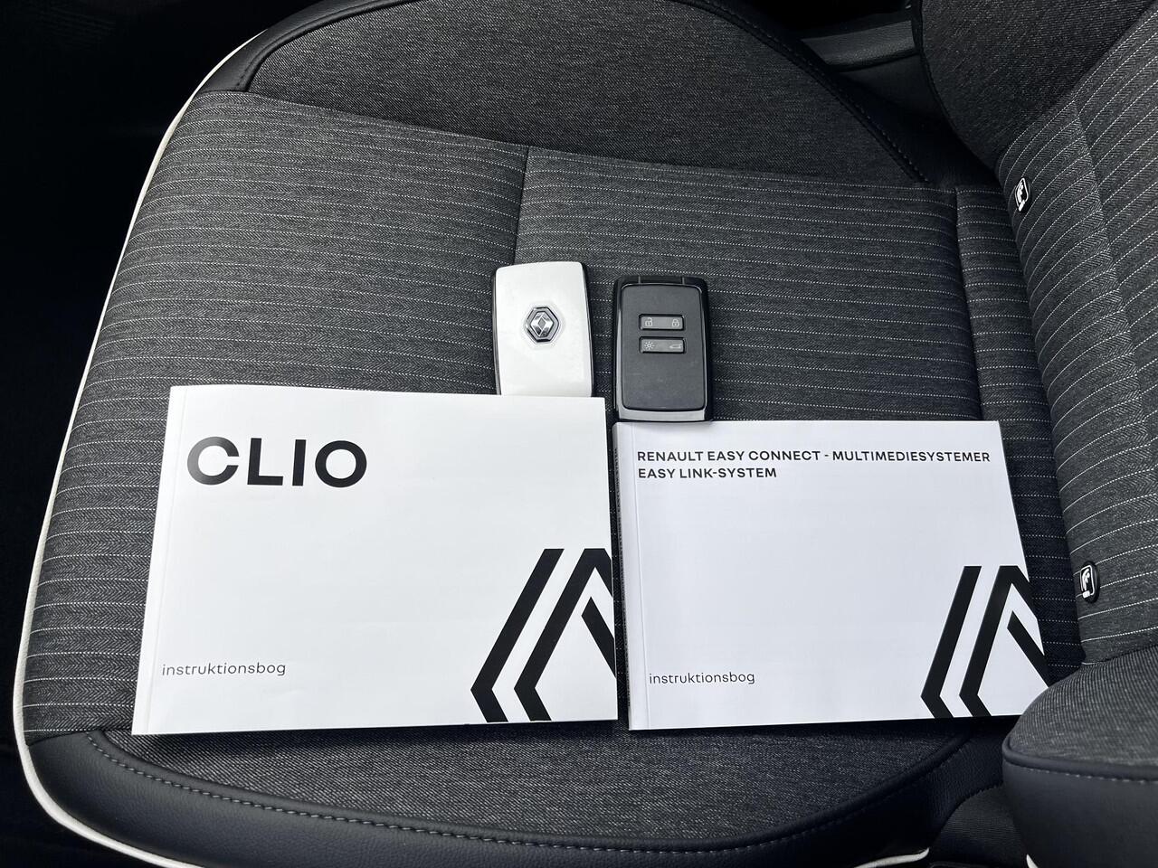 Renault CLIO 1.0 TCe 90 Techno / Navigatie / Stuur- en stoelverwarming / Apple Carplay Android / 16" LM wielen + All Season banden /