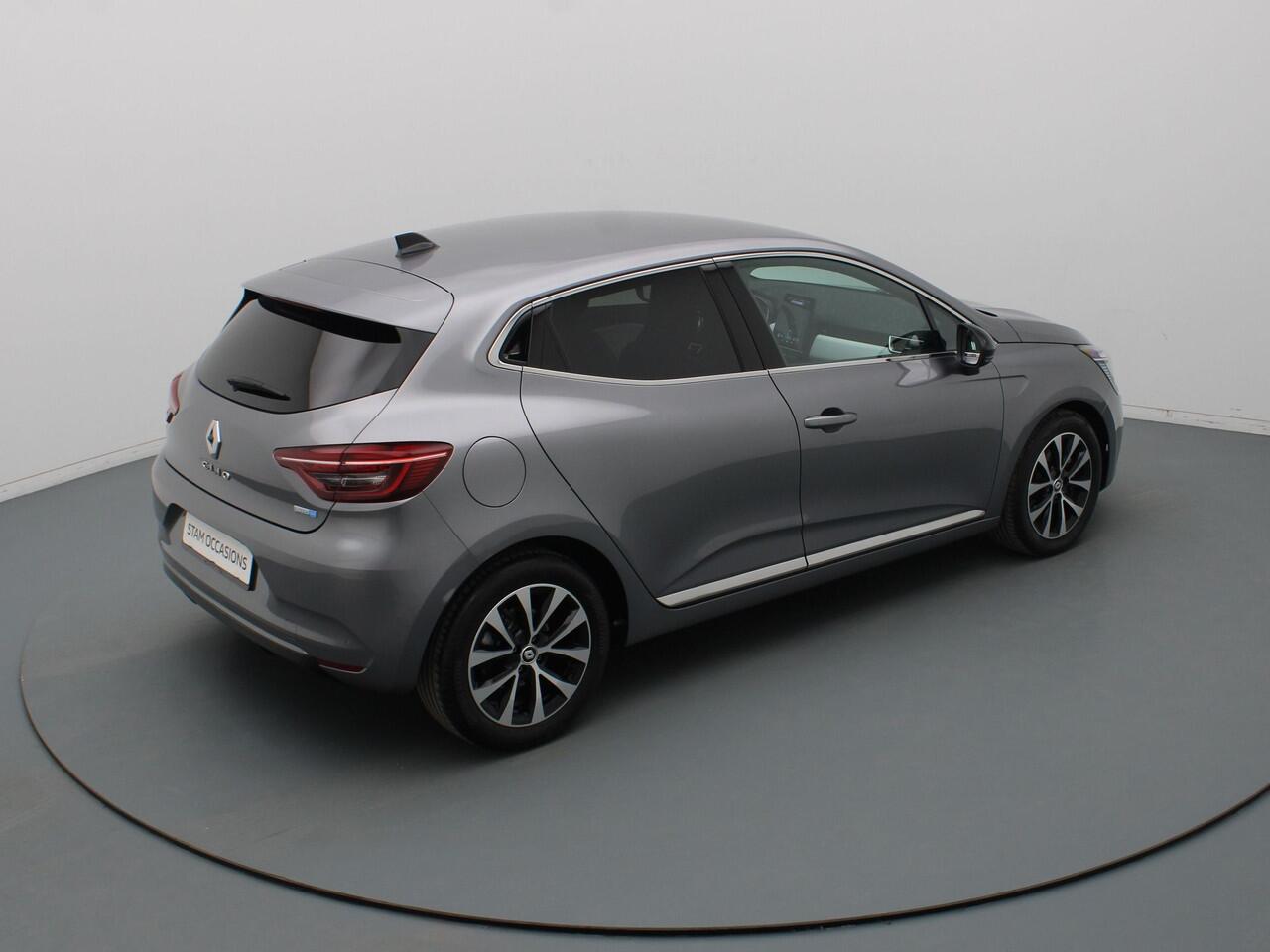 Renault CLIO E-Tech Hybrid 145pk Techno Automaat Camera | Climate | Cruise | Carplay | Parkeersens. v+a