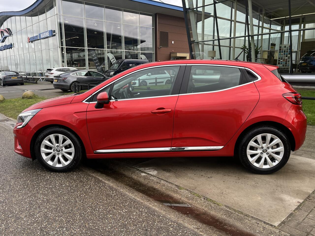 Renault CLIO 1.0 TCe Intens / Keyless / Climate / PDC A / Cruise / Lane assist / Applecarplay - Androidauto /