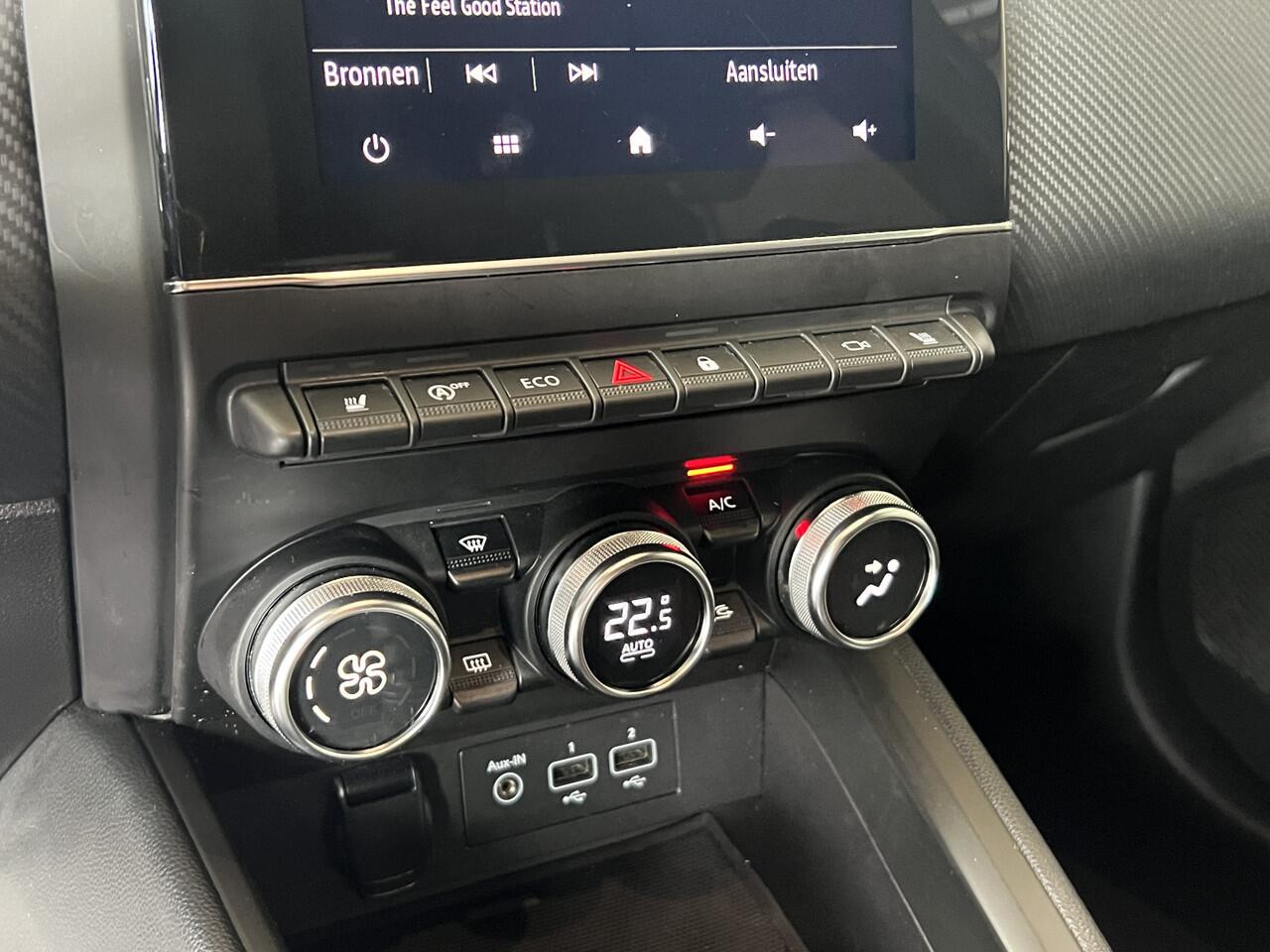 Renault CLIO 1.0 TCe 90 | R.S. Line | Bose | Groot Navi | 360 Camera | Stoerlverwarming | 17 " | Cruise control | LED |