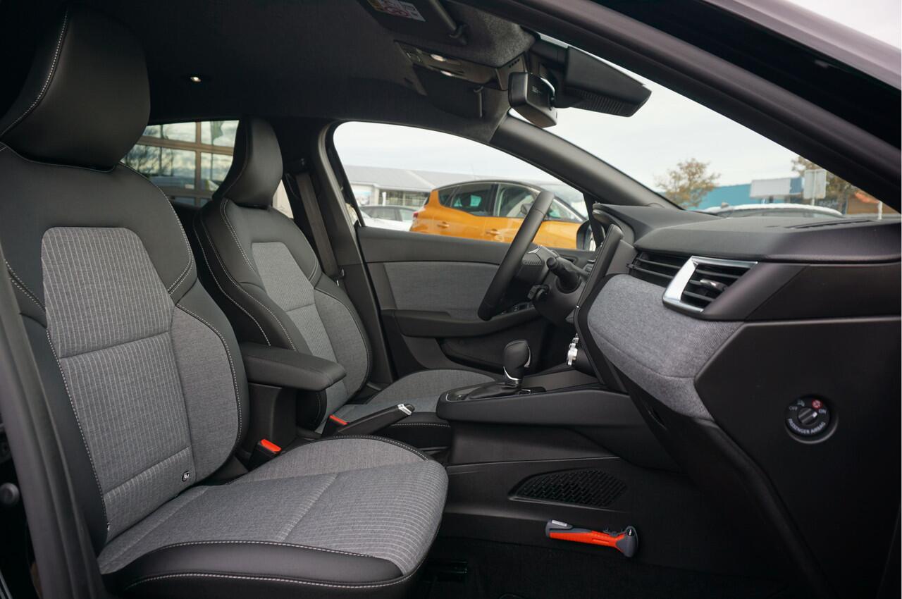 Renault CLIO 1.6 E-Tech Full Hybrid 145 Techno (nieuw)