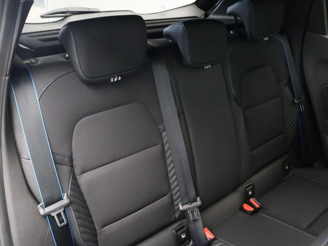 Renault CLIO 1.6 E-Tech Full Hybrid 145 esprit Alpine | Bose audiosysteem | Rondom camera | Stoel en stuurwiel verwarming |