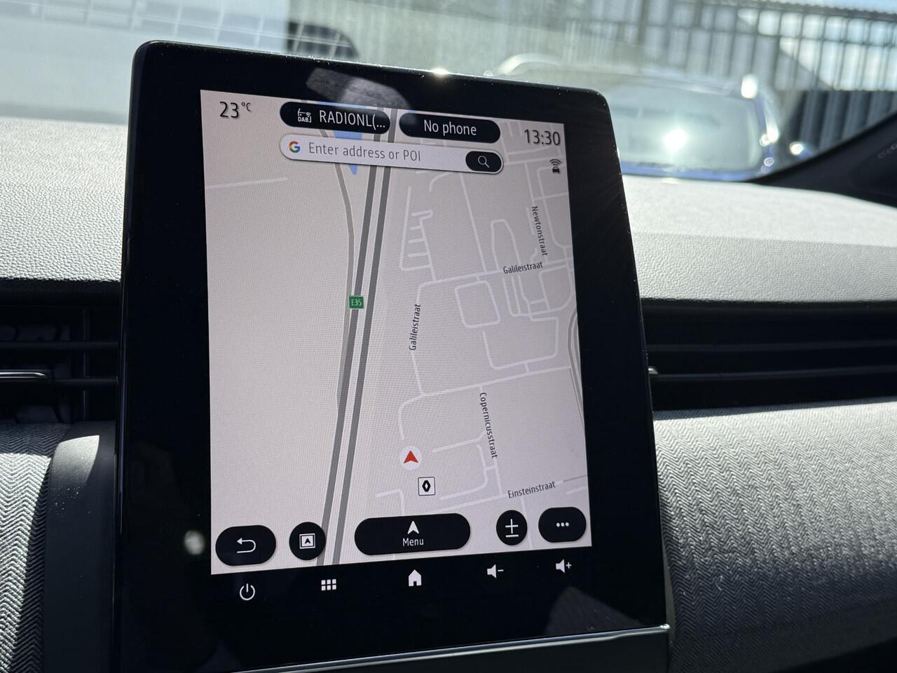 Renault CLIO 1.0 TCe 90 GPF techno | Achteruitrijcamera | Navigatie | 17" Lichtmetalen Velgen | Apple CarPlay / Android Auto |