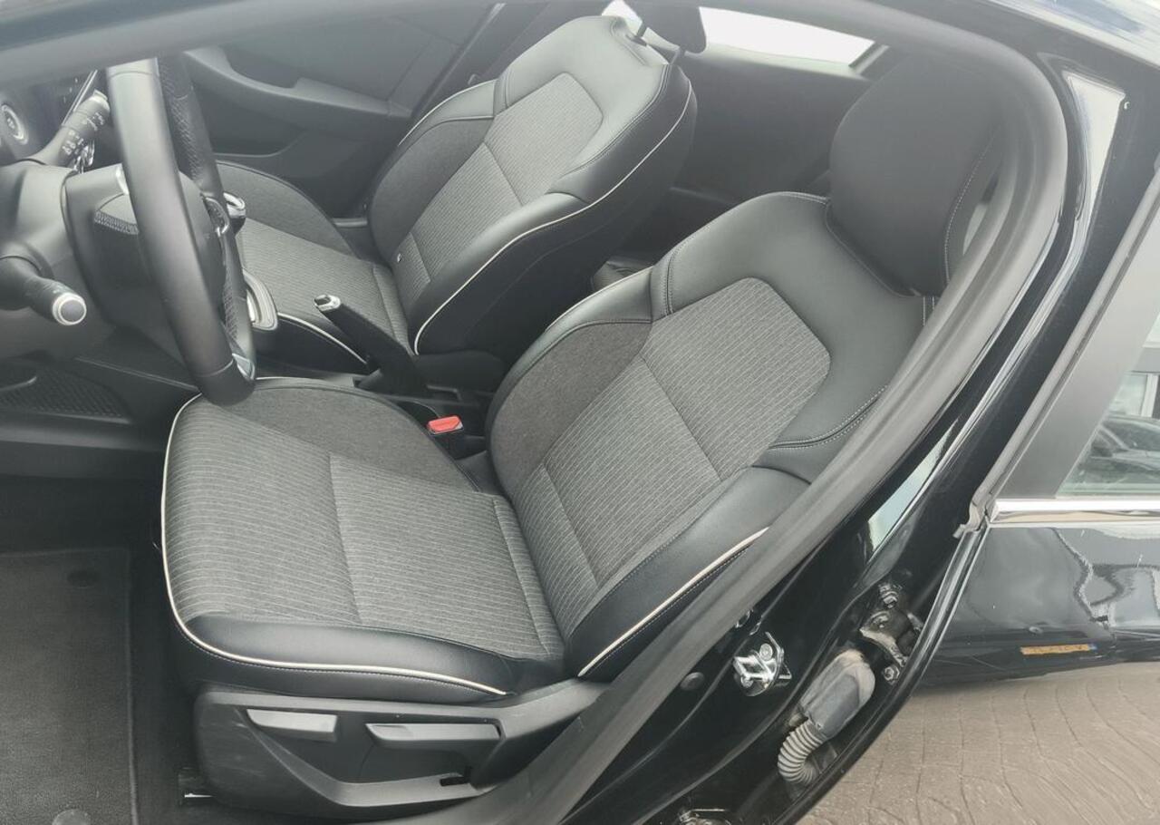 Renault CLIO 1.0 TCe Bi-Fuel Intens