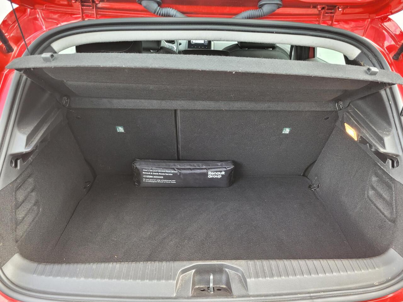 Renault CLIO 1.6 E-Tech Full Hybrid 145 evolution | Automaat | Navigatie | Parkeerhulp | Dealer Onderhouden