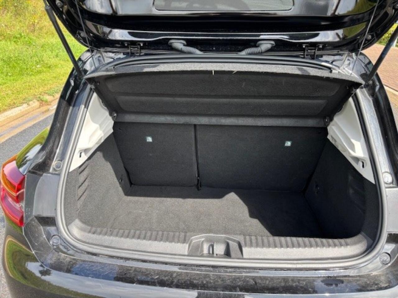 Renault CLIO 1.6 ET H 140 INPARIS Hybrid