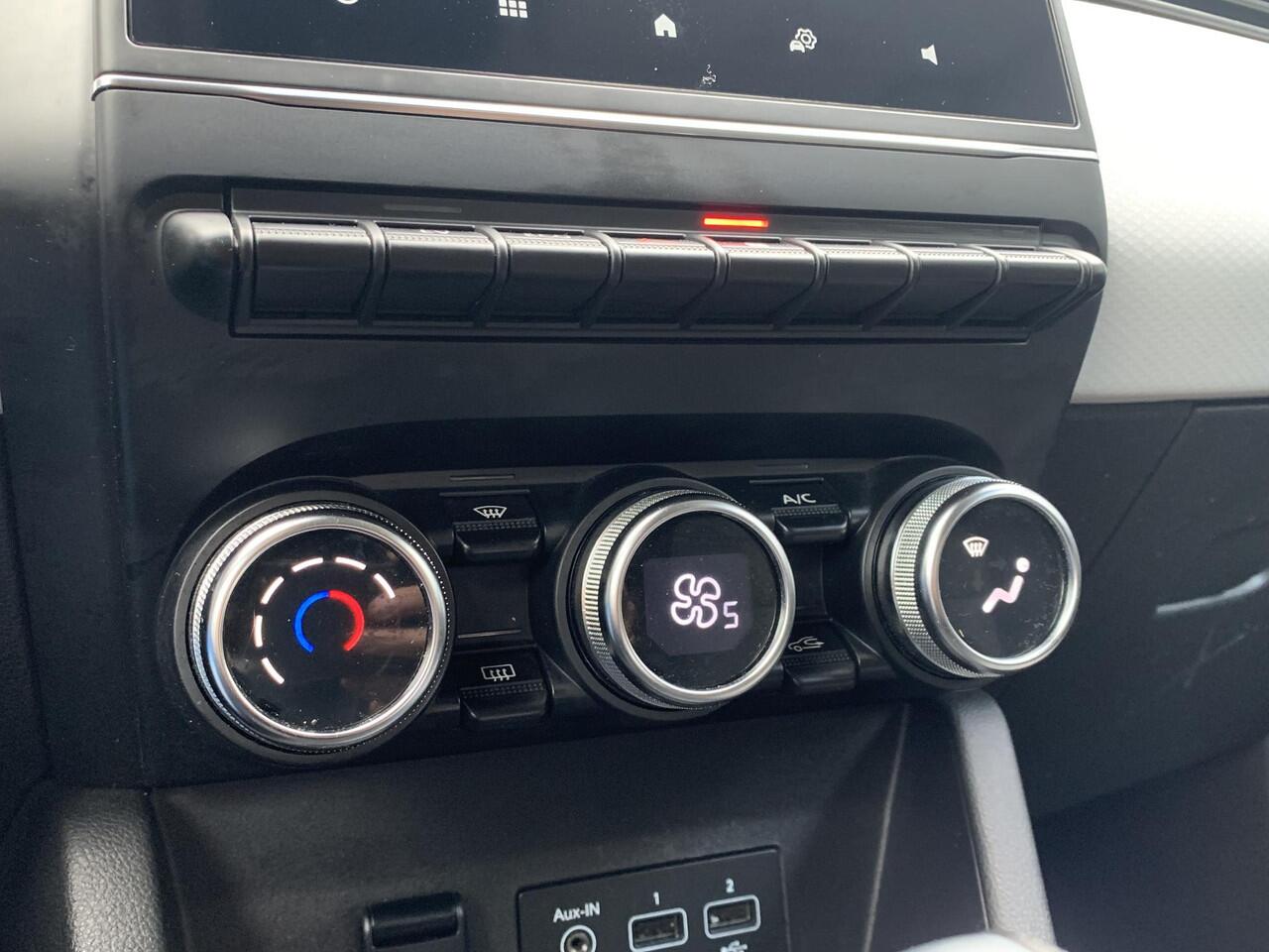 Renault CLIO 1.6 E-Tech Hybrid 140 Zen | Limited | Lane Assist | Cruise Control