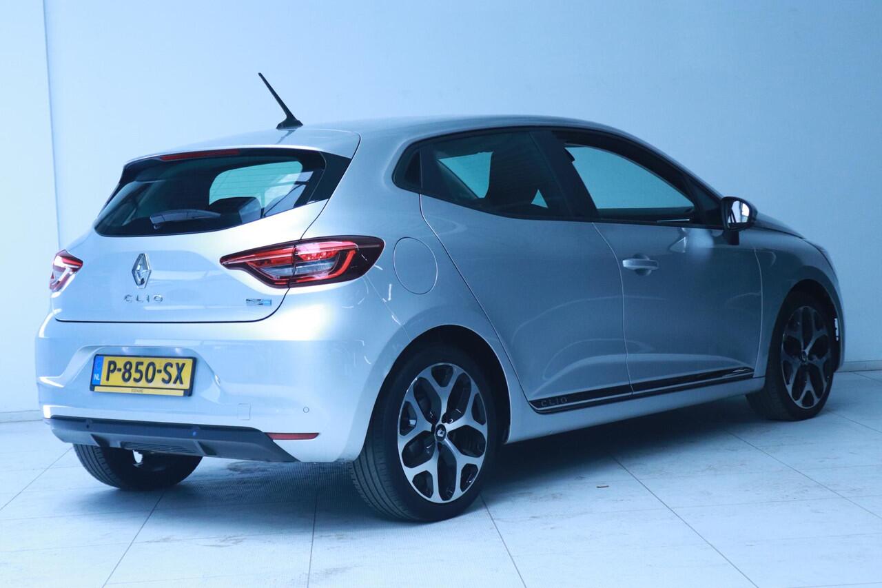 Renault CLIO 1.6 E-Tech Hybrid 140 Zen | Navigatie | Parkeersensoren achter | Apple Carplay/Android Auto | Airco |
