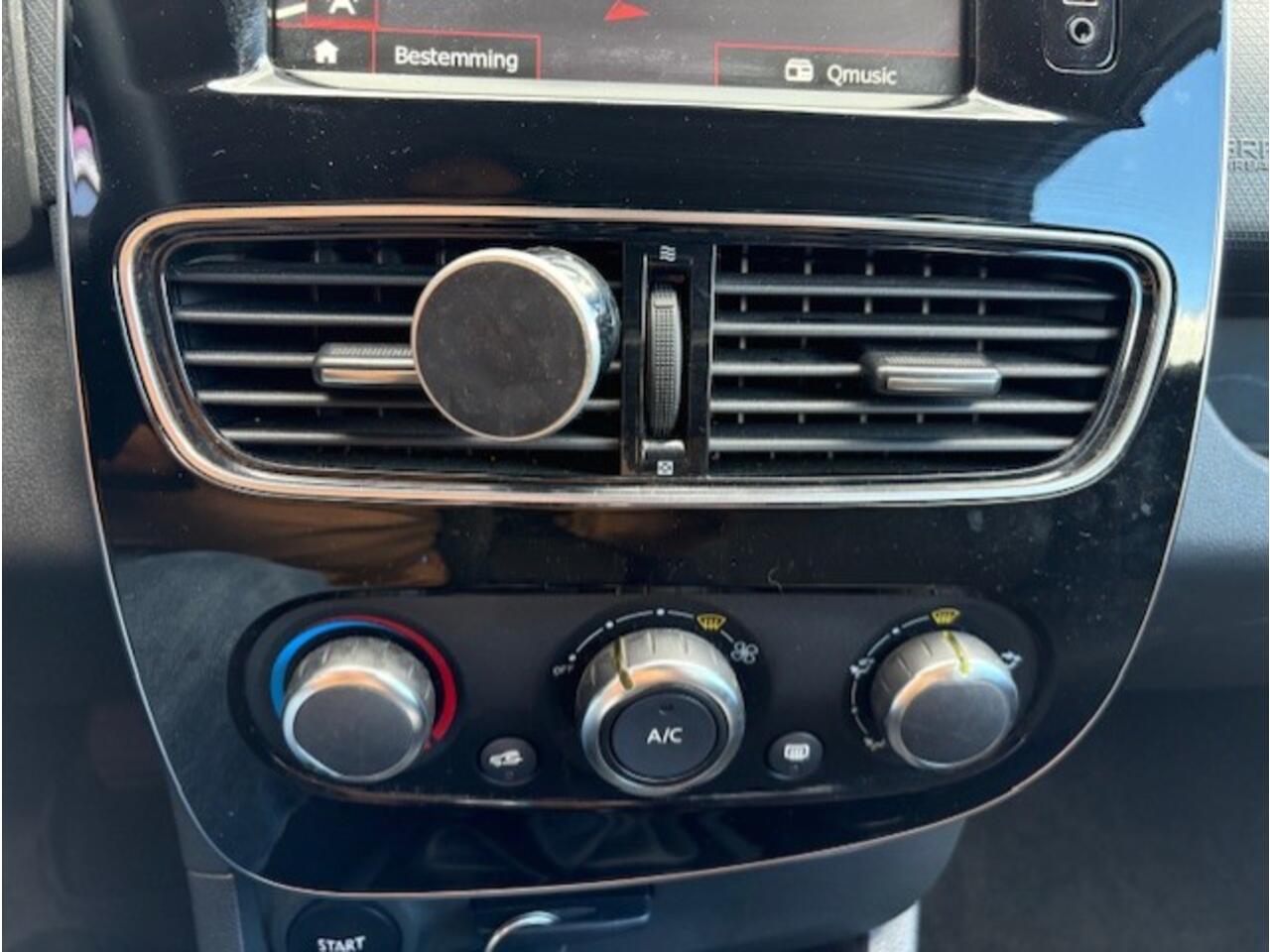 Renault CLIO Estate 0.9 TCe Limited 1 EIGENAAR * 2019 * DEALERONDERHOUDEN *