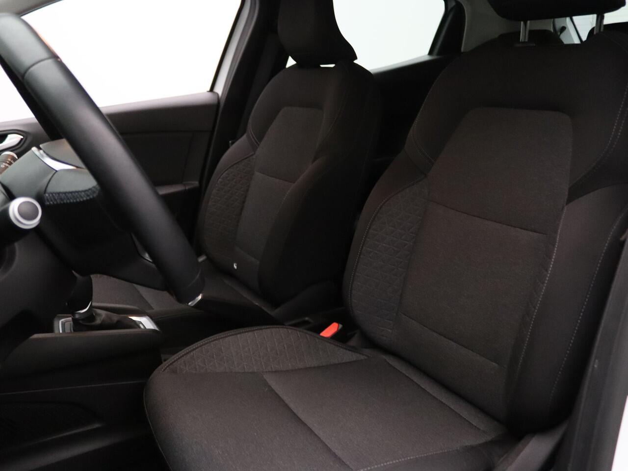 Renault CLIO 140pk E-Tech Hybrid Zen Automaat Cruise | Climate | Carplay | Navi | Parkeersens. achter