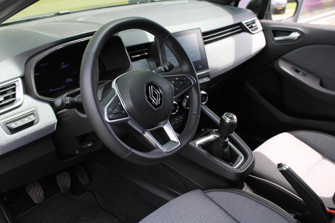 Renault CLIO 1.0 TCe 90 GPF techno / DEMO / PACK WINTER / PACK LOOK