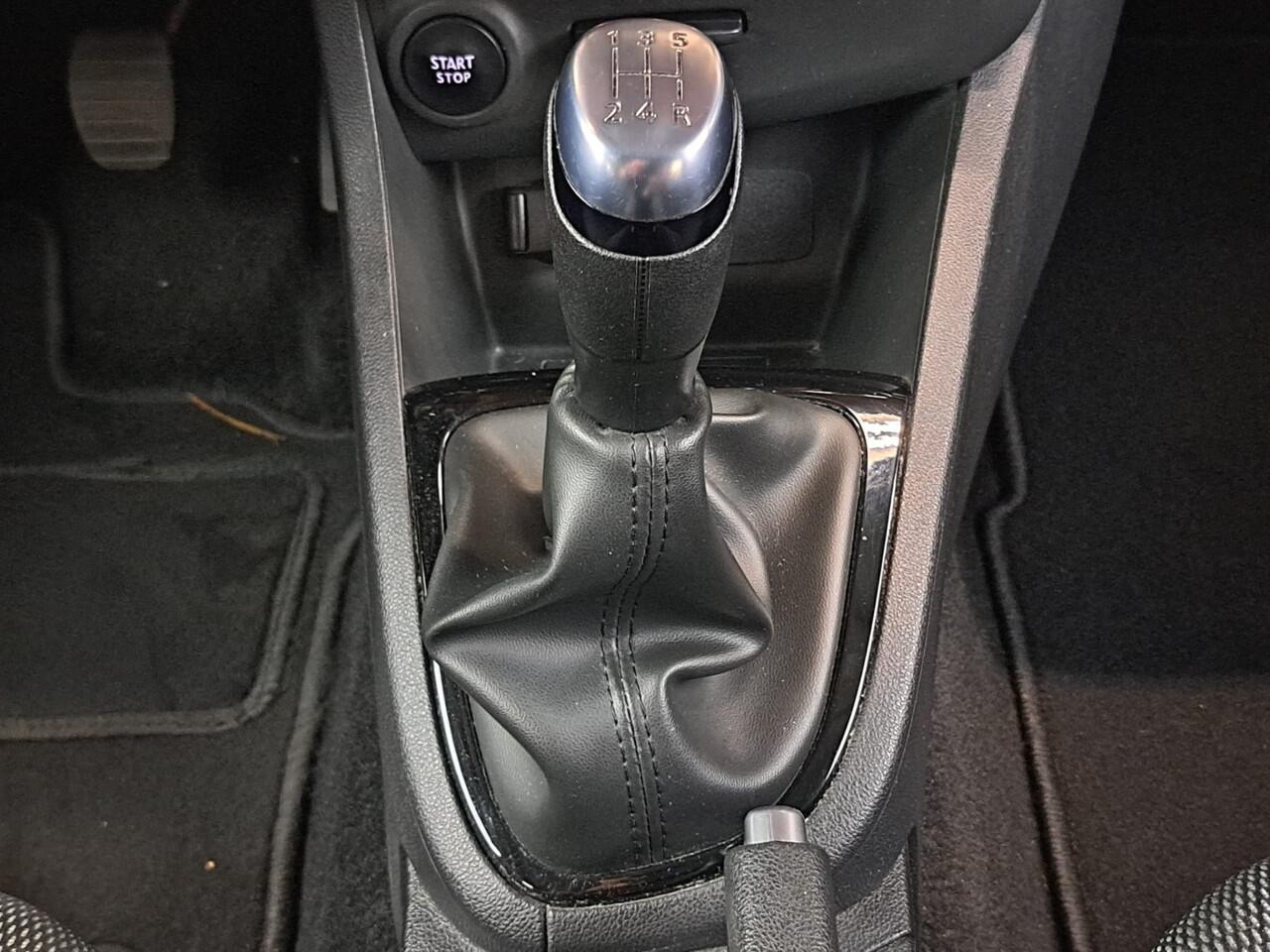 Renault CLIO Estate 0.9 TCe Limited + NAVI