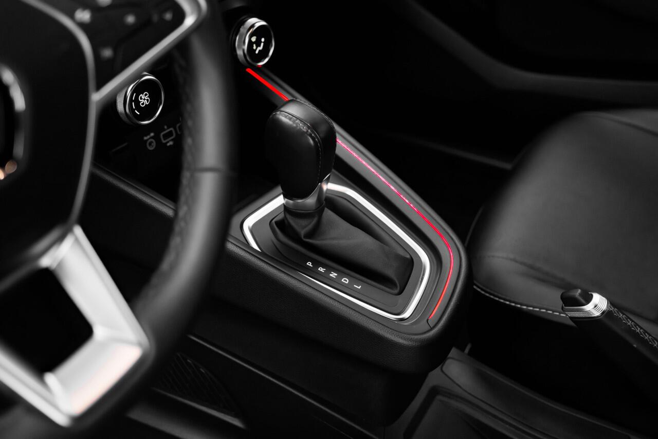 Renault CLIO TCe 100 EDC ( automaat ) Intens | automaat | climate control | achteruitrijcamera | lichtmetalen velgen