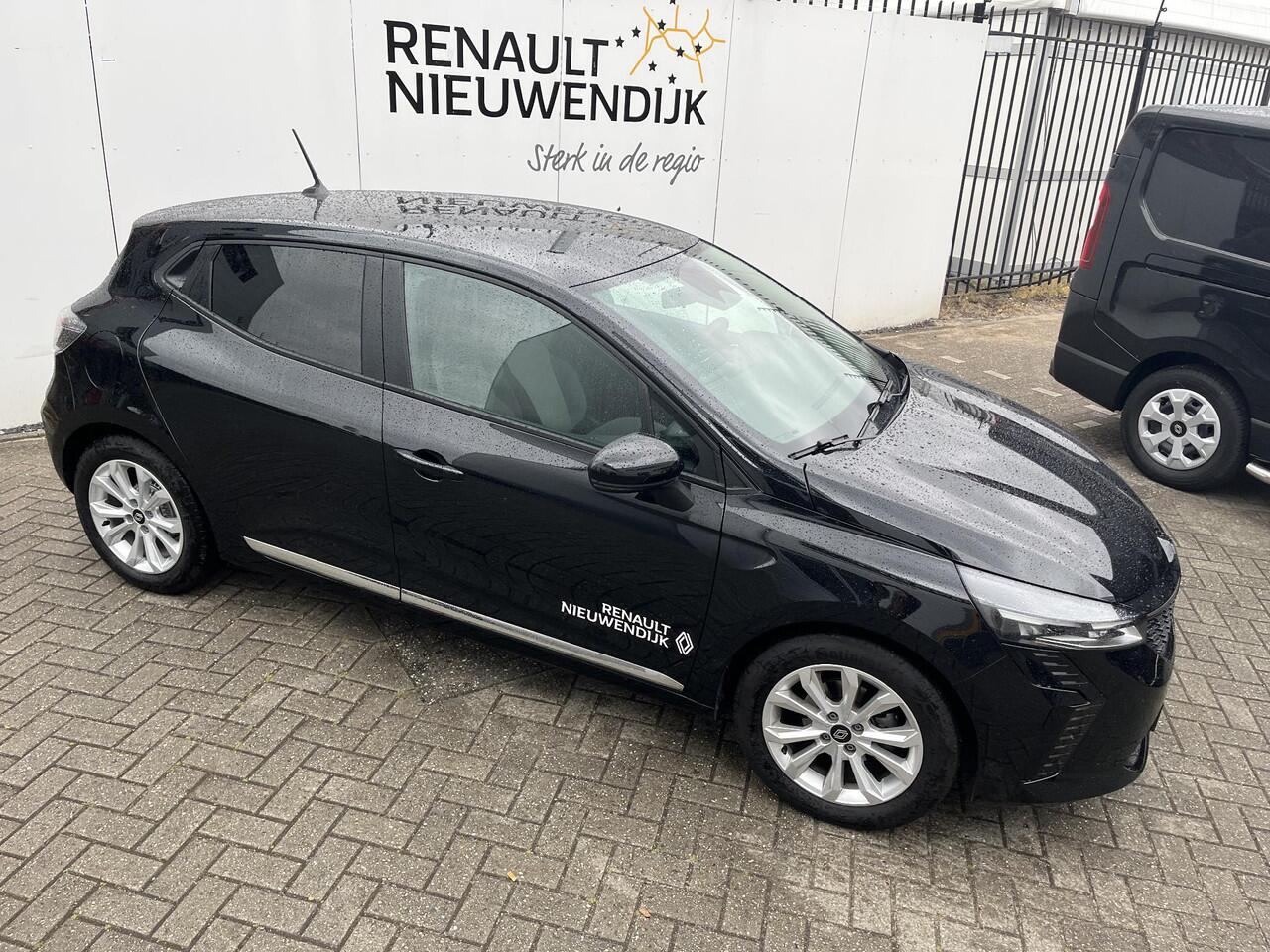 Renault CLIO 1.0 TCe 90 GPF evolution / Demo Zuidoost / Vraag naar beschikbaarheid / Navigatie / Camera / Lichtmetalen velgen