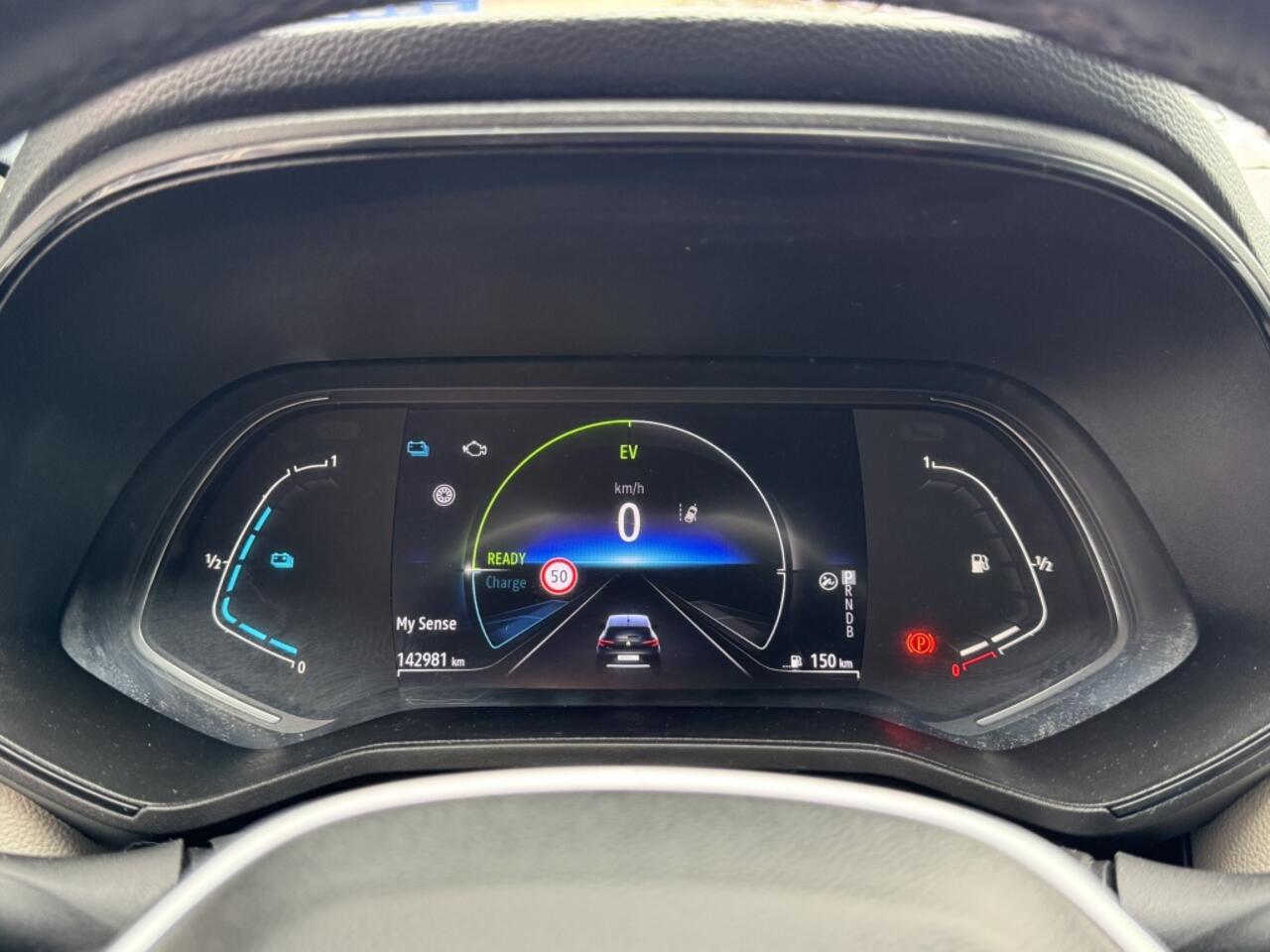 Renault CLIO 1.6 E-tech 140 Initiale Paris leer/canera/vol!