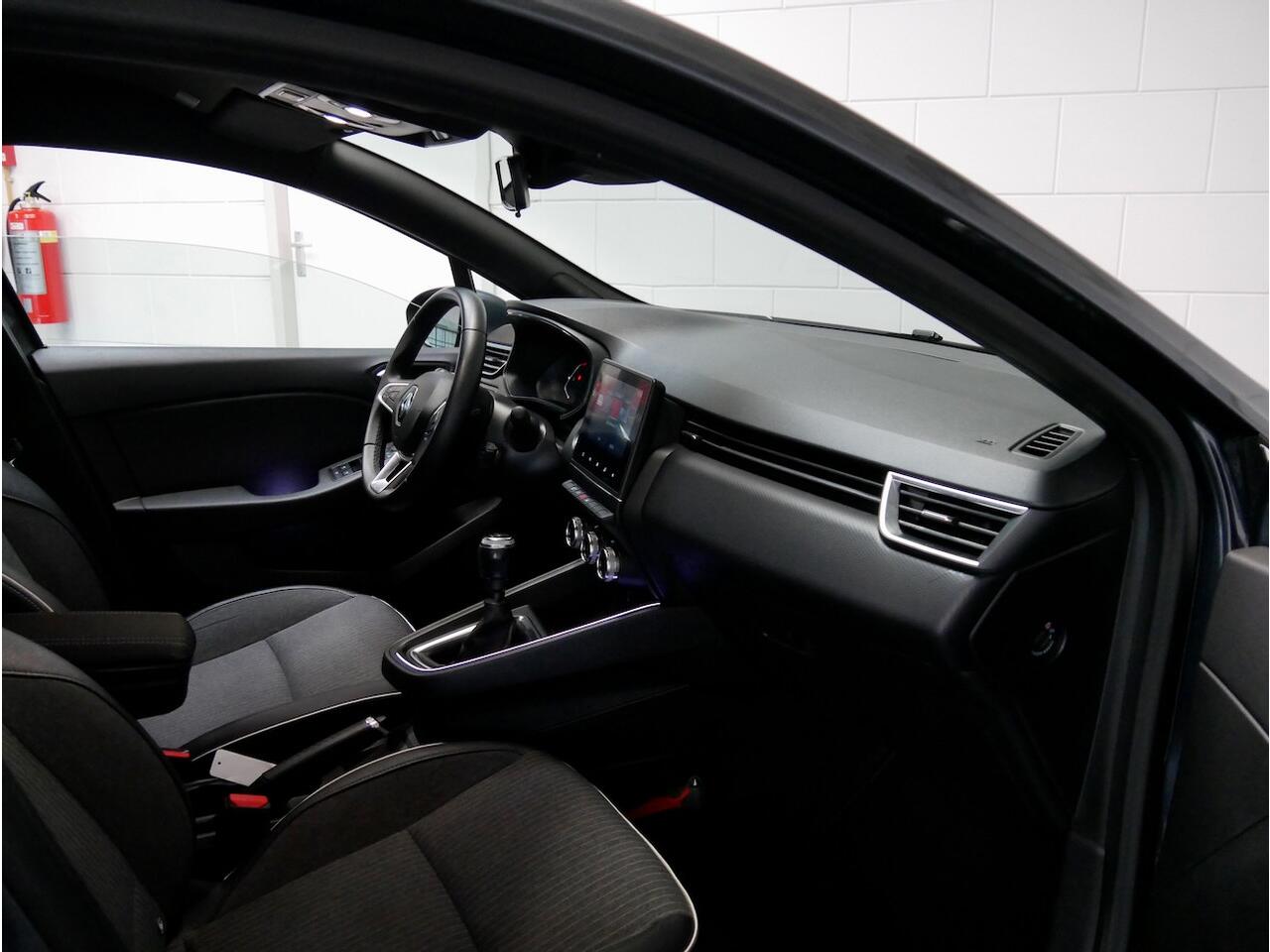 Renault CLIO 1.0 TCe Intens Navi/ECC/PDC/Carplay (all-incl. prijs)