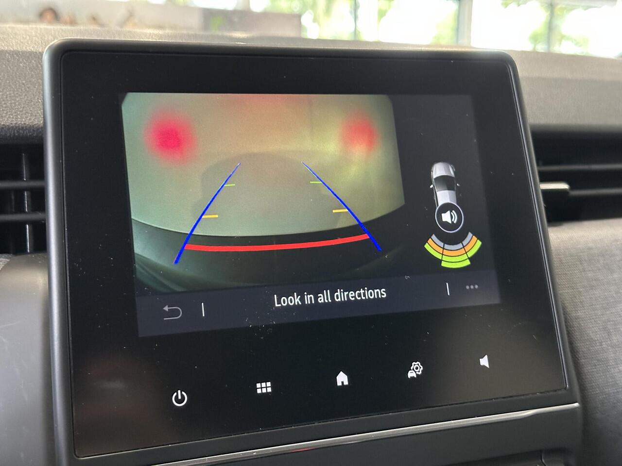 Renault CLIO 1.0 TCe 90 GPF evolution | NAVIGATIE | ACHTERUITRIJCAMERA | AIRCO | 16" LICHTMETAAL