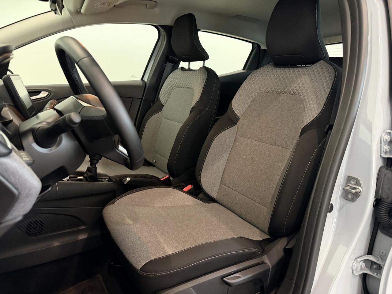 Renault CLIO 1.0 TCe 90 Evolution | Airco | Cruise Control | All season banden | Parkeersensoren achter | Apple Carplay/Android Auto