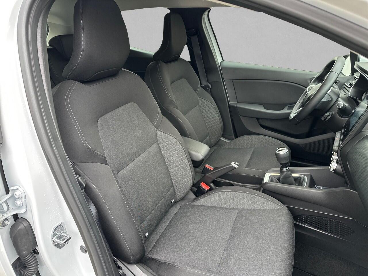 Renault CLIO 1.0 TCe 100PK Zen ECC / TREKHAAK / PDC / CRUISE