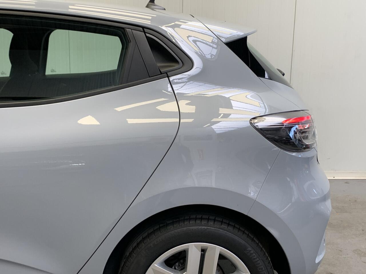 Renault CLIO 1.0 TCe 90 Evolution Black NAVI by CARPLAY-DIGITAL COCKPIT-AIRCO-PDC-LED-CRUISE CONTROL