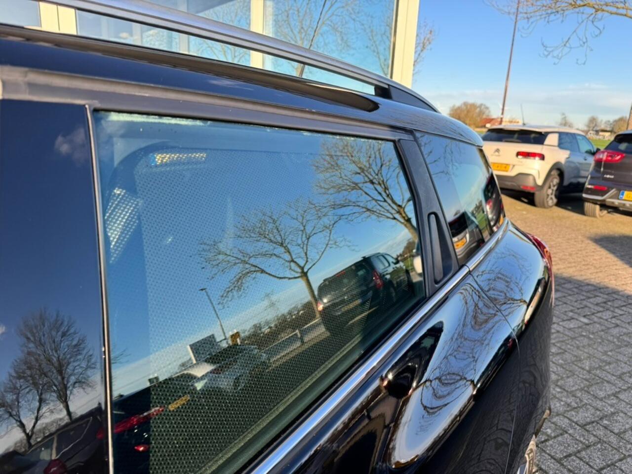 Renault CLIO Estate 0.9 TCe Intens Navigatie Camera Cruise en Climat ALL IN