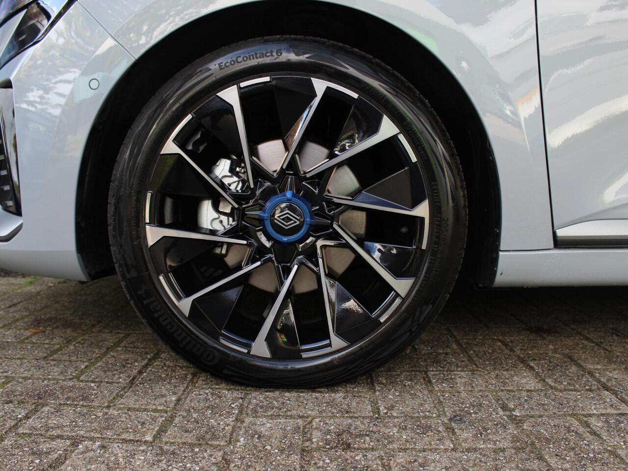 Renault CLIO 1.6 E-Tech Full Hybrid 145 esprit Alpine AUTOMAAT / PACK CITY PREMIUM / 9,3'' NAVI / 10.25'' DASHBOARD / ADAPT. CRUISE / CAMERA / PDC / CLIMATE / APPLE CARPLAY / ANDROID AUTO / PRIVACY GLASS / DAB+ / 17'' LMV