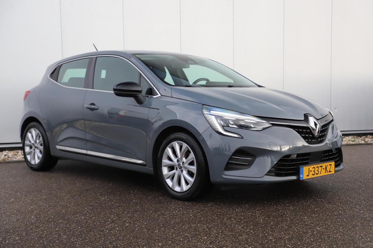 Renault CLIO 1.0 TCe Intens Trekhaak Half Leder Keyless 16 inch LMV LED Navigatie Achteruitrijcamera Carplay Android Rijstrooksensor Climate Cruise Control Parkeersensor
