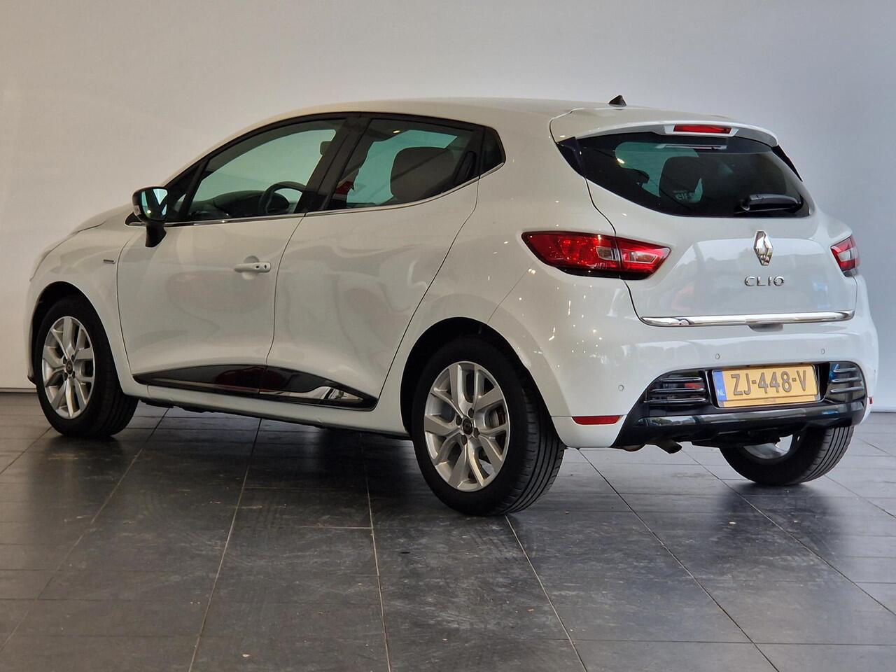 Renault CLIO 0.9 TCe Limited | NAVIGATIE | PARKEERSENSOREN ACHTER | LICHTMETALEN VELGEN