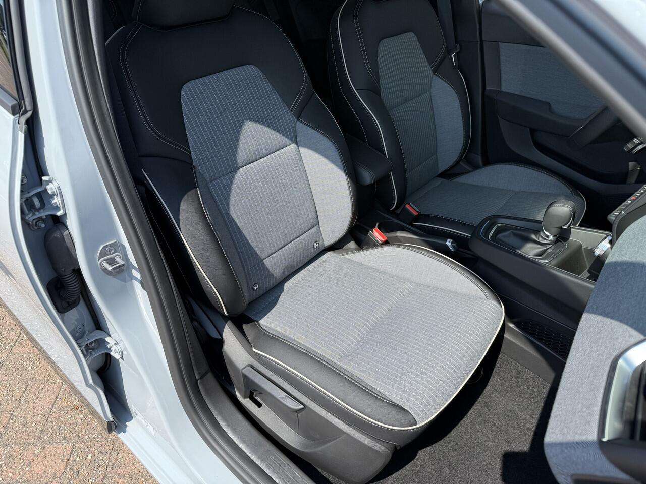 Renault CLIO 1.6 E-Tech Full Hybrid 145 techno | winterpakket | reservewiel | tijdelijk gratis Top Afleverpakket twv Eur 695