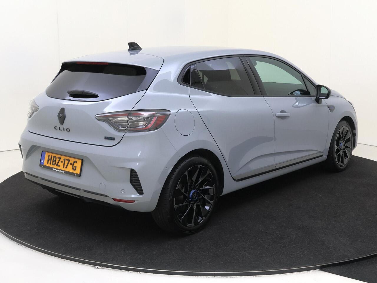 Renault CLIO 1.6 E-Tech Full Hybrid 145 esprit Alpine | LM velgen | Clima | Half leder | sportstoelen | stoelverwarming