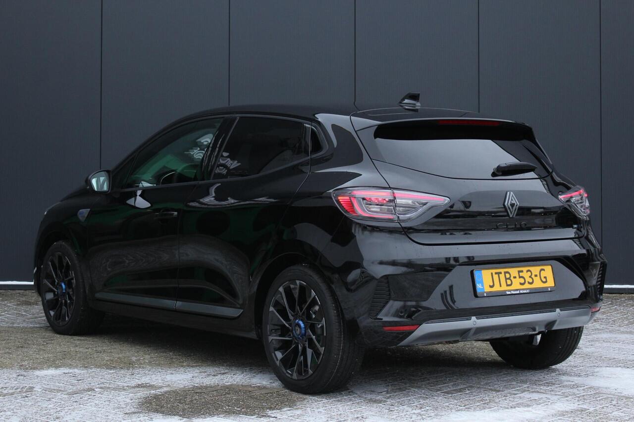 Renault CLIO 1.6 E-Tech Full Hybrid 145Pk esprit Alpine | Navigatie | Apple & Android Carplay | Parkeersensoren Voor & Achter + 360 Camera | Climate Control | Premium Bose Geluidsysteem | Stoel en Stuurverwarming | Keyless Entry | Adaptieve Cruise Control |