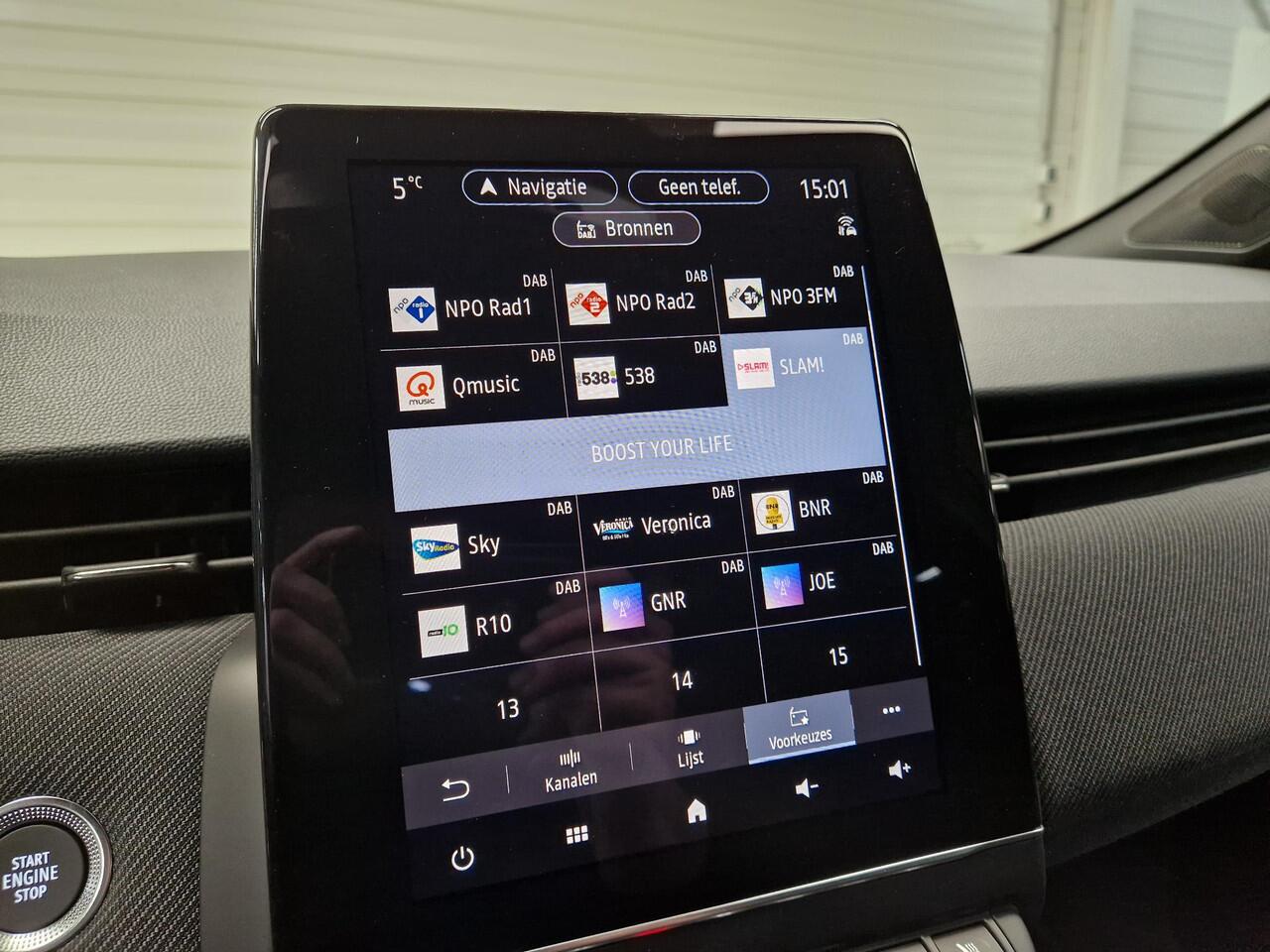 Renault CLIO 1.6 E-Tech Full Hybrid 145 esprit Alpine / Sportstoelen / Stoel- en Stuurverwarming / 17'' Velgen / 360 Graden Camera /