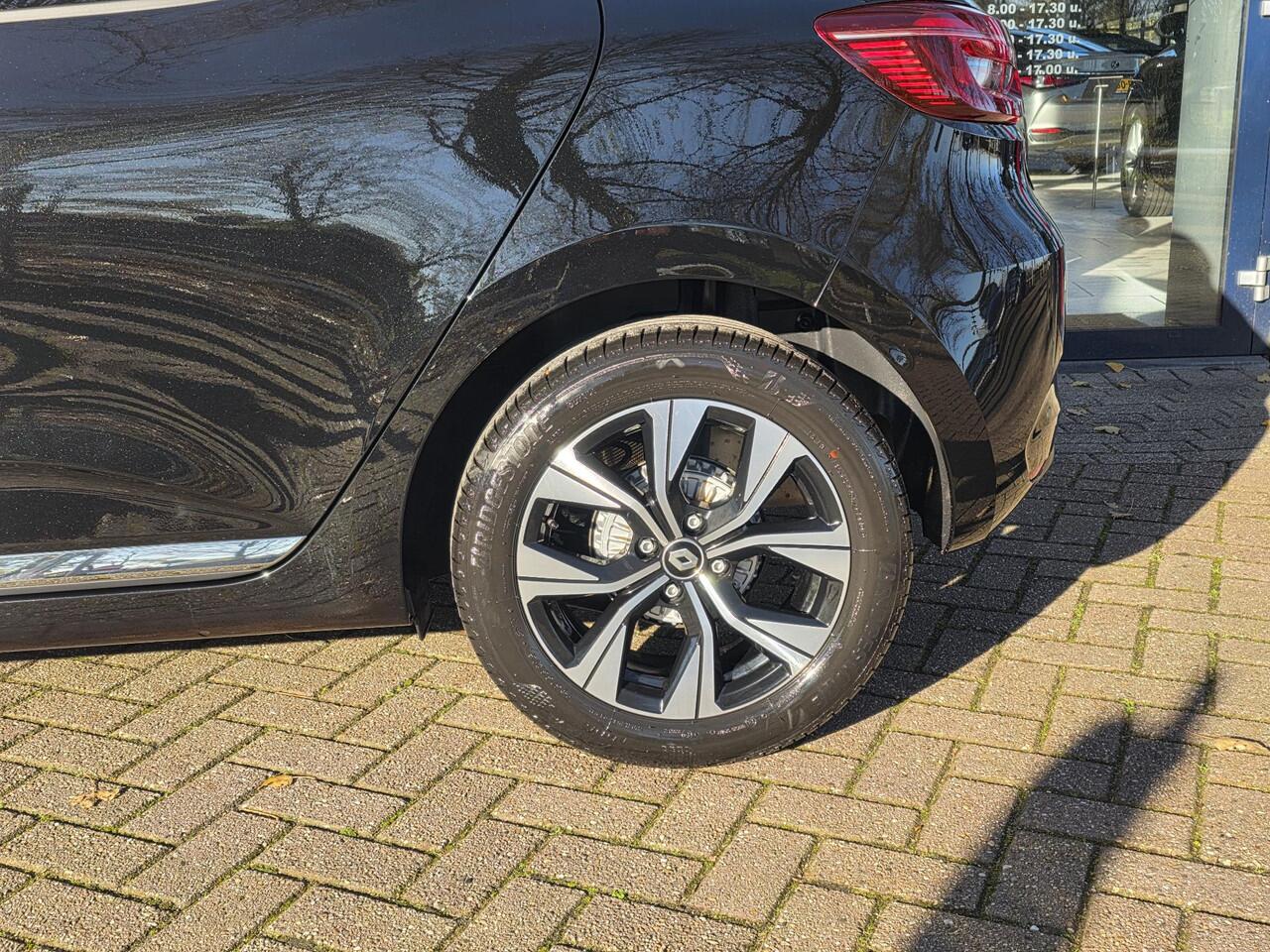 Renault CLIO 1.0 TCe 90 Evolution | Navigatie | Parkeersensoren + Camera | Cruise Control | Licht metalen velgen