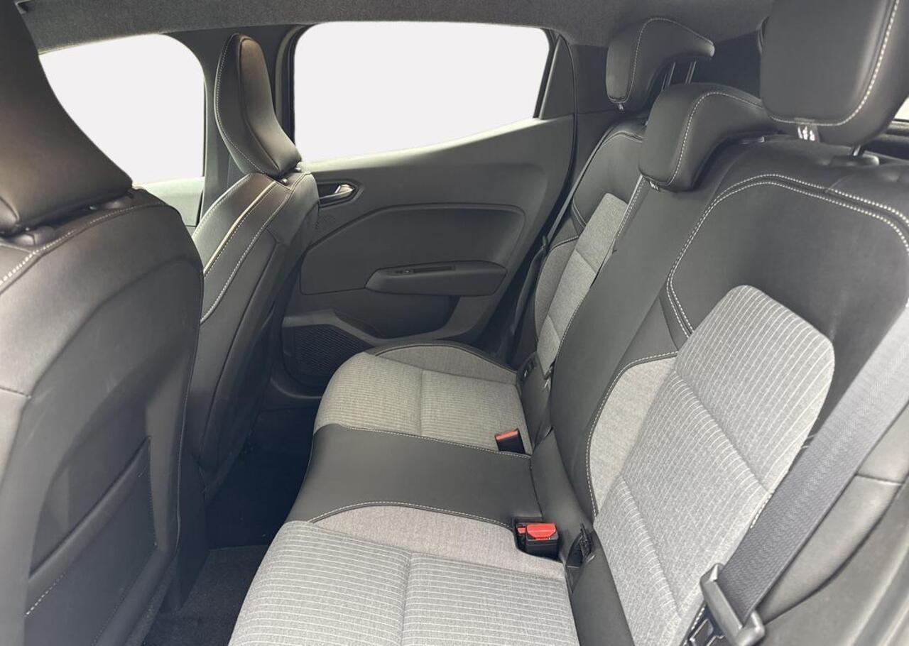 Renault CLIO 1.0 TCe 90 GPF techno - Demo