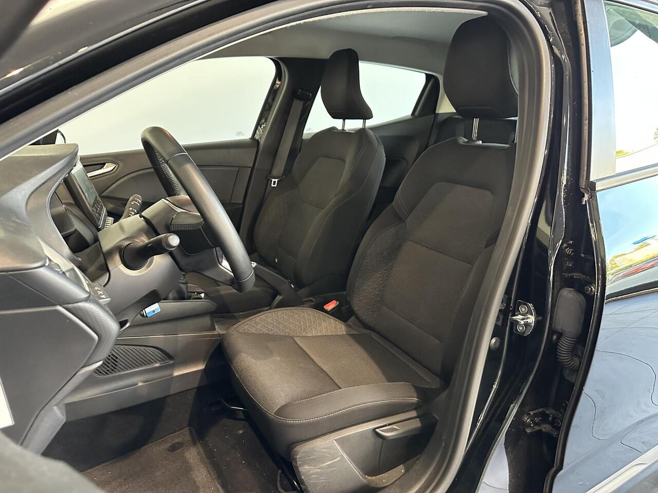 Renault CLIO 1.0 TCe Zen | TREKHAAK | PARKEERSENSOREN ACHTER | LICHTMETALEN VELGEN