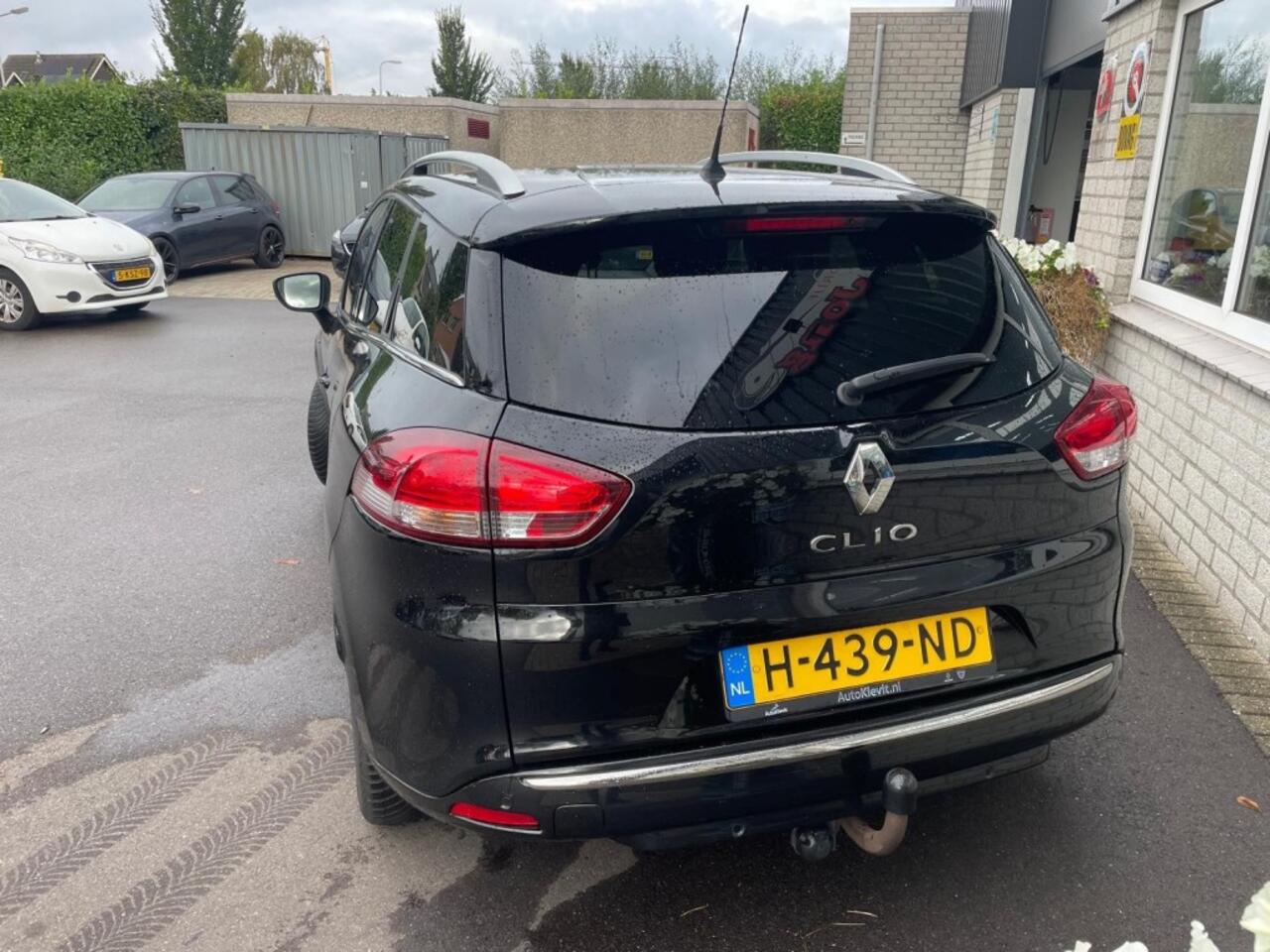 Renault CLIO 0.9 TCE LIMITED Station Apple carplay Trekhaak Parkeersensoren