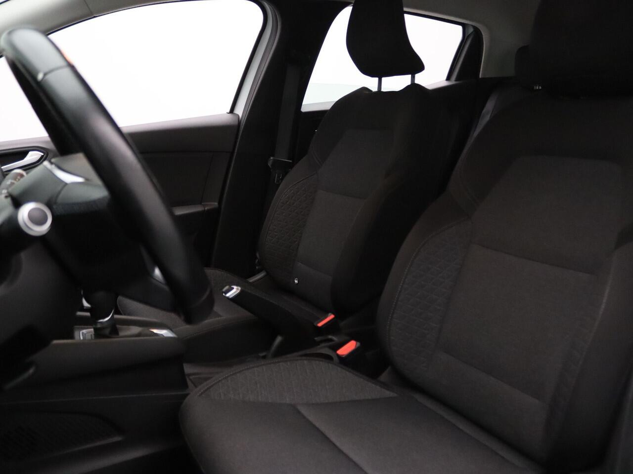 Renault CLIO 140pk E-Tech Hybrid Business Zen Automaat Cruise | Climate | Navi | Parkeersens. achter