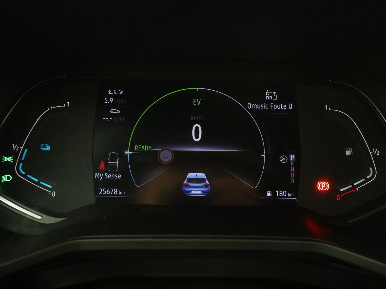 Renault CLIO 1.6 E-Tech Hybrid 140 Intens | Camera | Navigatie | Climate Control