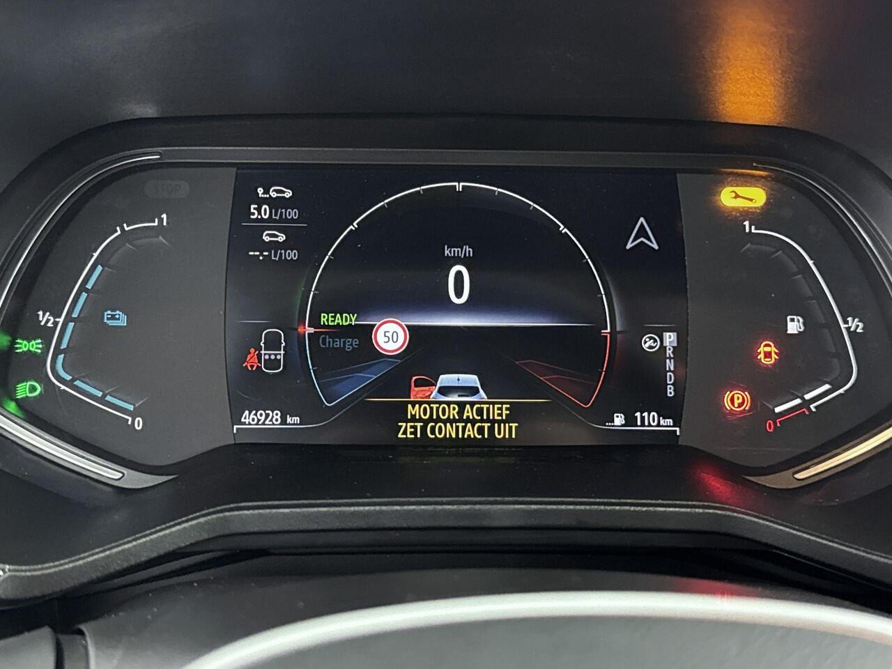 Renault CLIO 1.6 E-Tech Hybrid 140 Zen | Apple Carplay & Android Auto | Trekhaak | Airco | Parkeersensoren achter | Cruise Control | LED Koplampen