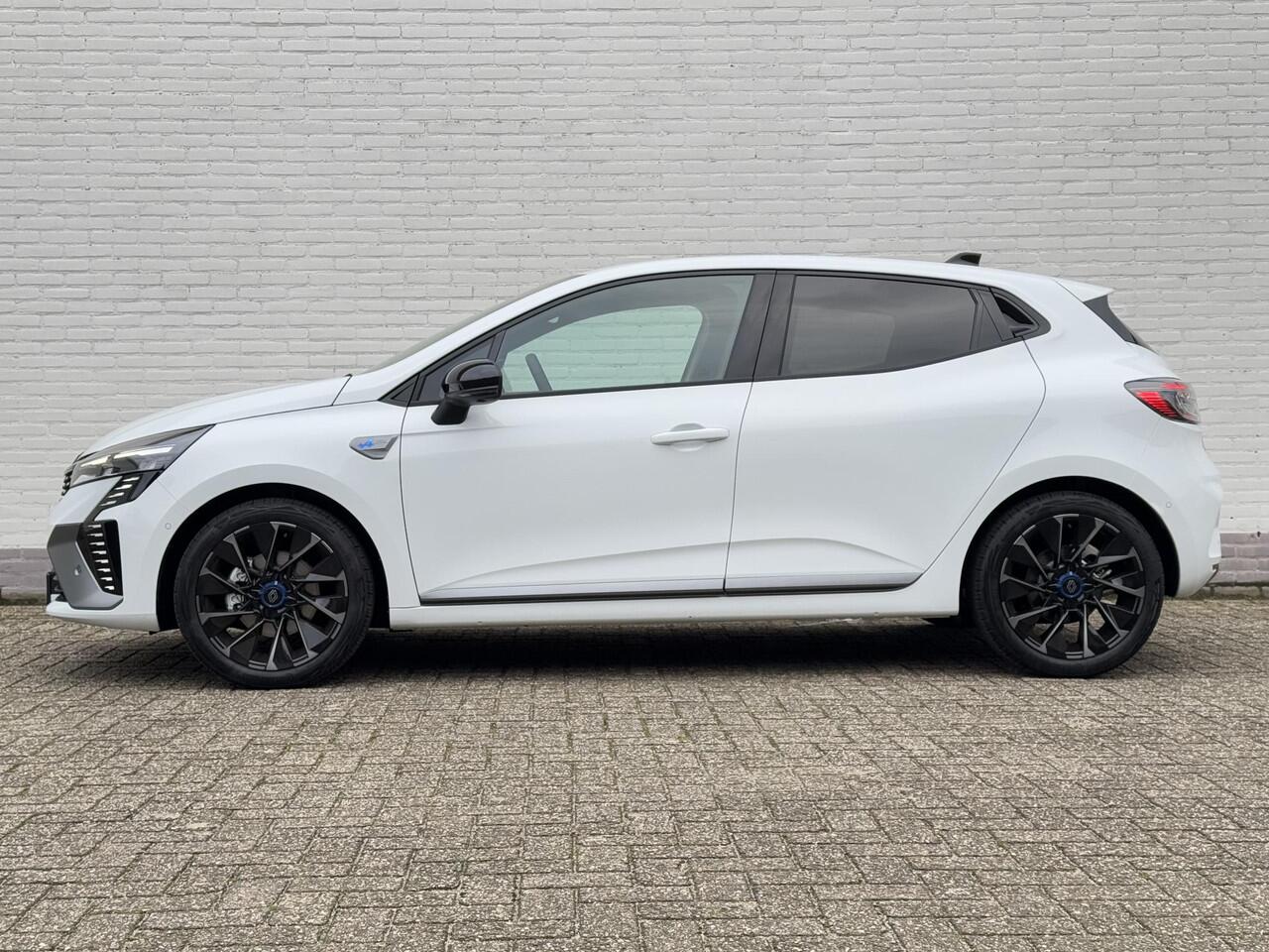 Renault CLIO 1.6 E-Tech Full Hybrid 145 esprit Alpine / Pack BOSE / Dodehoek / Adaptive Cruise Control / 360 Camera / PDC / Parkeer Assistent / Stoel & Stuurwiel verwarming / LED / NAP / DAB /