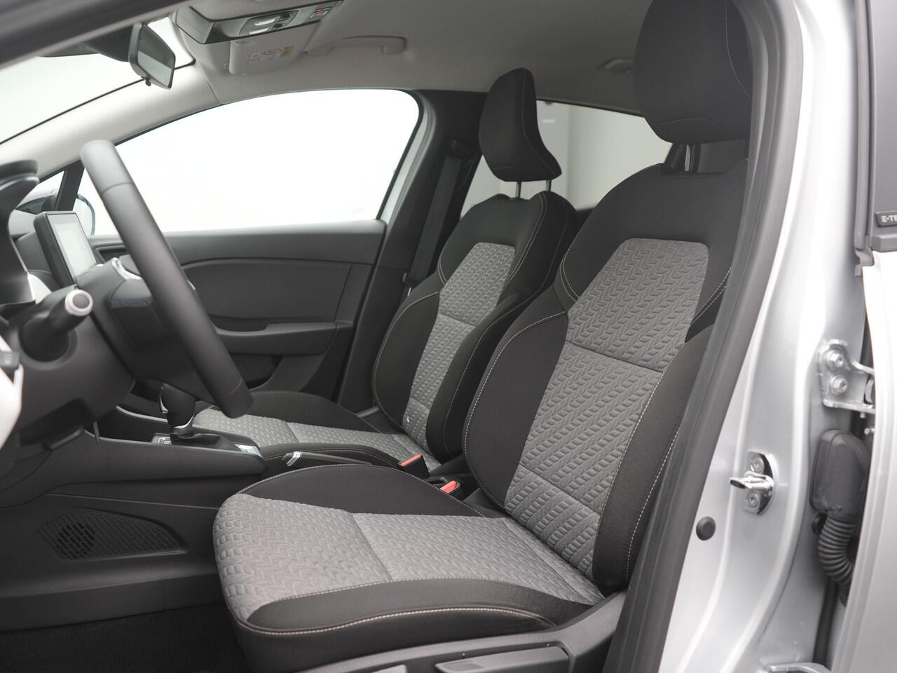 Renault CLIO 1.6 E-Tech Hybrid 140 Intens - RIJKLAARPRIJS - Achteruitrijcamera - Cruise Control - Dealeronderhouden