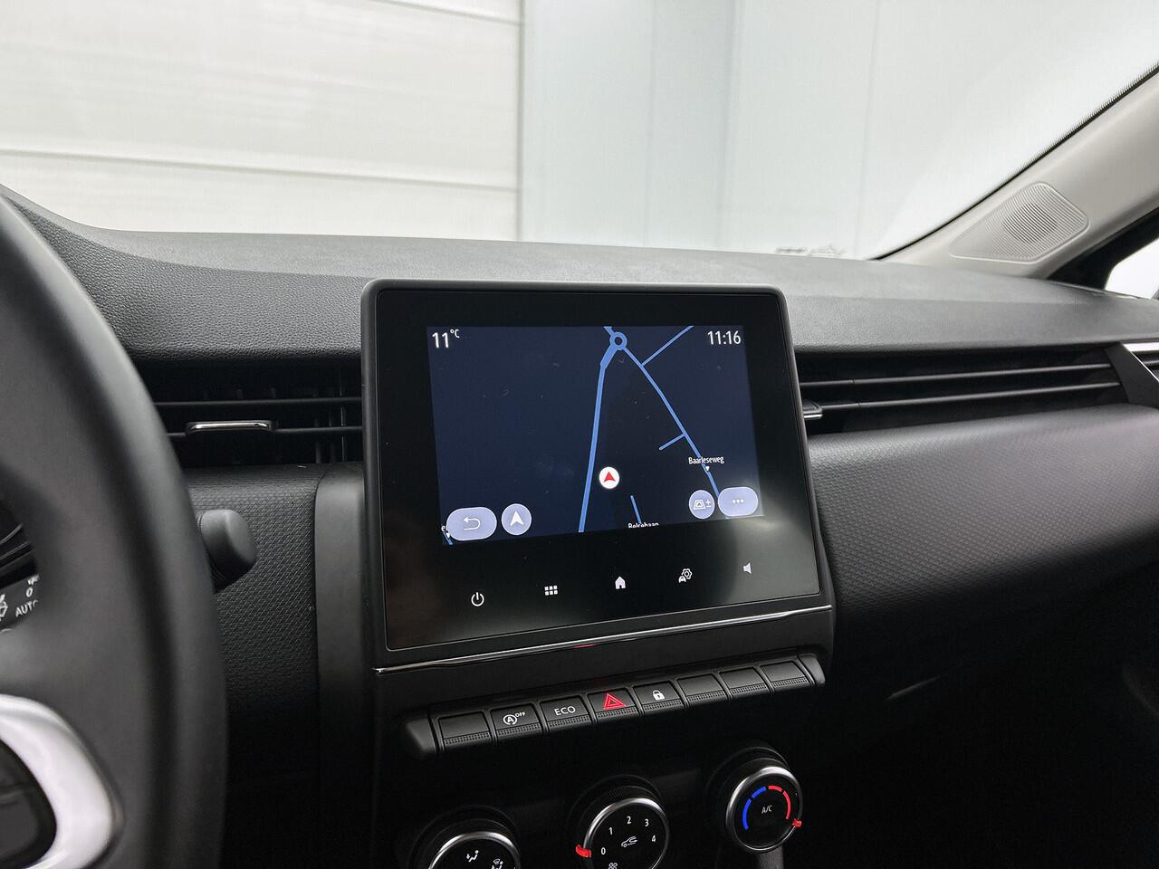 Renault CLIO 1.0 TCe 92PK 5drs. Equilibre / Navigatie / Airco / Cruise-control / Radio multimedia / 6Versn / Apk 03-2027