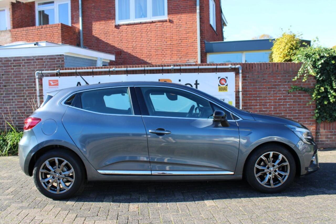 Renault CLIO TCe 100 pk Intens camera /groot scherm/stoelverw./stuurverw. /e.t.c.