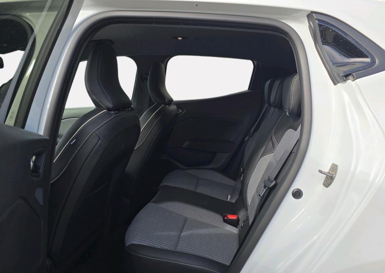 Renault CLIO 1.0 TCe 90 GPF techno - Pack City Premium 360° / Pack winter