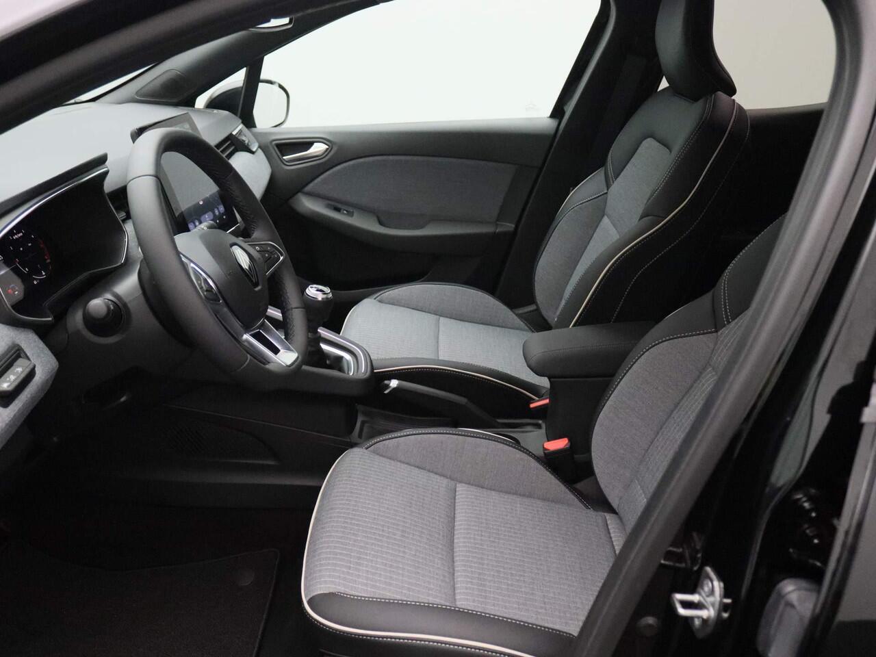 Renault CLIO TCe 90 Techno | Pack Navigation 9,3" scherm incl. Apple CarPlay & Android Auto | Climate Control | Parkeersensoren achter met achteruitrijcamera | Lichtmetalen velgen| Metaalkleur |