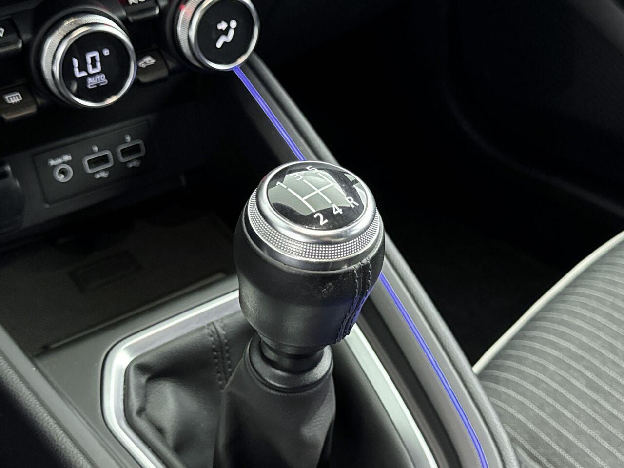 Renault CLIO 1.0 TCe 90Pk Bi-Fuel Intens | Navigatie | Apple & Android Carplay | Climate Control | Parkeersensoren Achter | Keyless Entry | Privacy Glass | Cruise Control & Snelheidsbegrenzer |